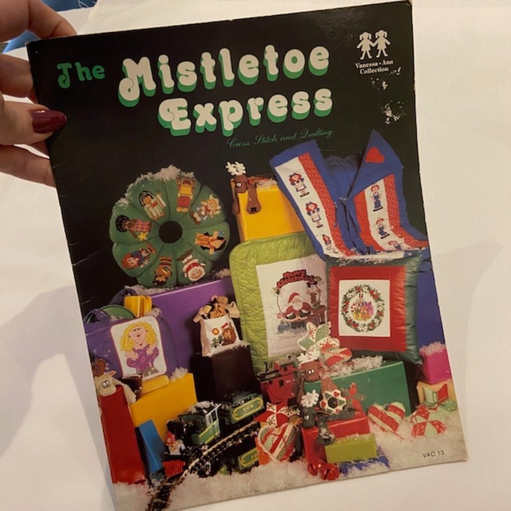THE MISTLETOE EXPRESS Cross Stitch and Quilting Patterns Sewing Christmas Sports